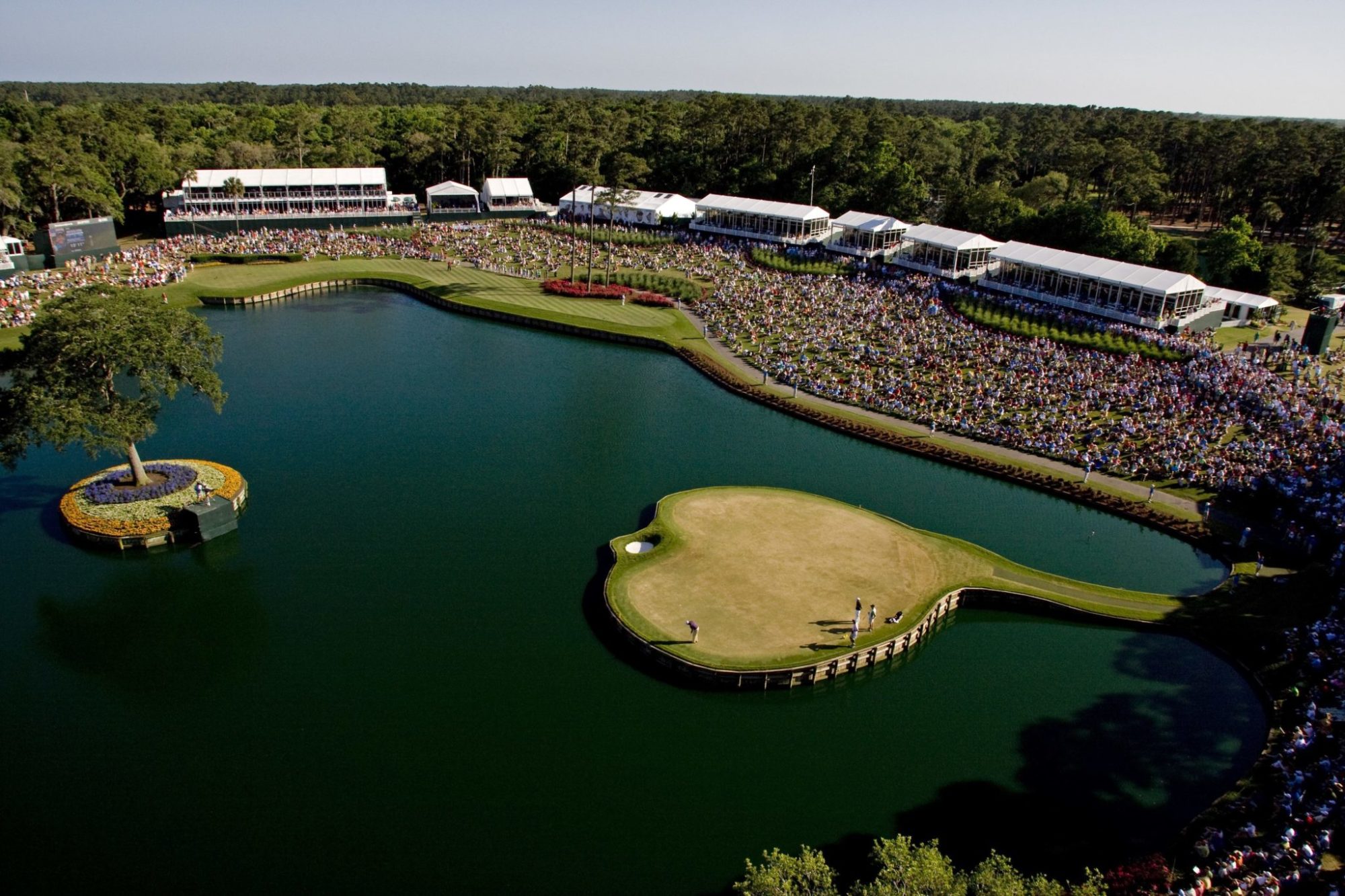 tpc-sawgrass-stadium-17-2016